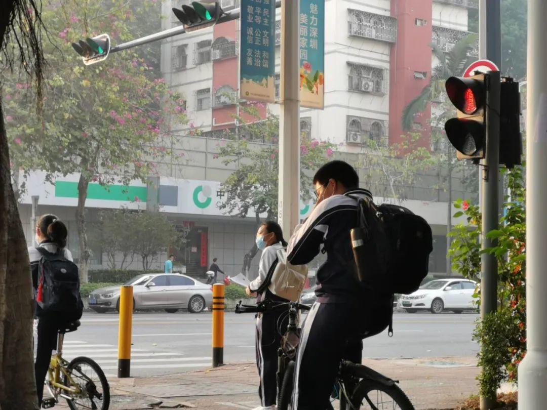 深圳开学｜多图直击疫情后高三初三开学第一现场（2020.04.27）  疫情相关 第36张