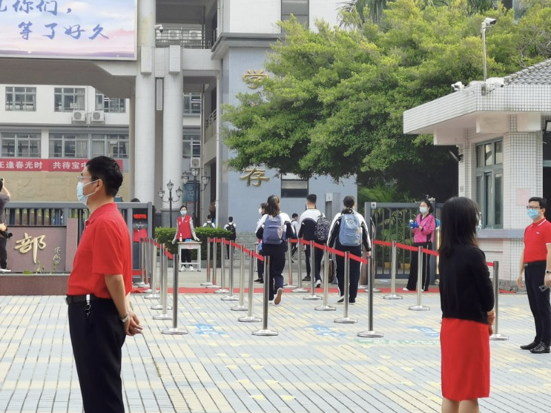 深圳开学｜多图直击疫情后高三初三开学第一现场（2020.04.27）  疫情相关 第53张