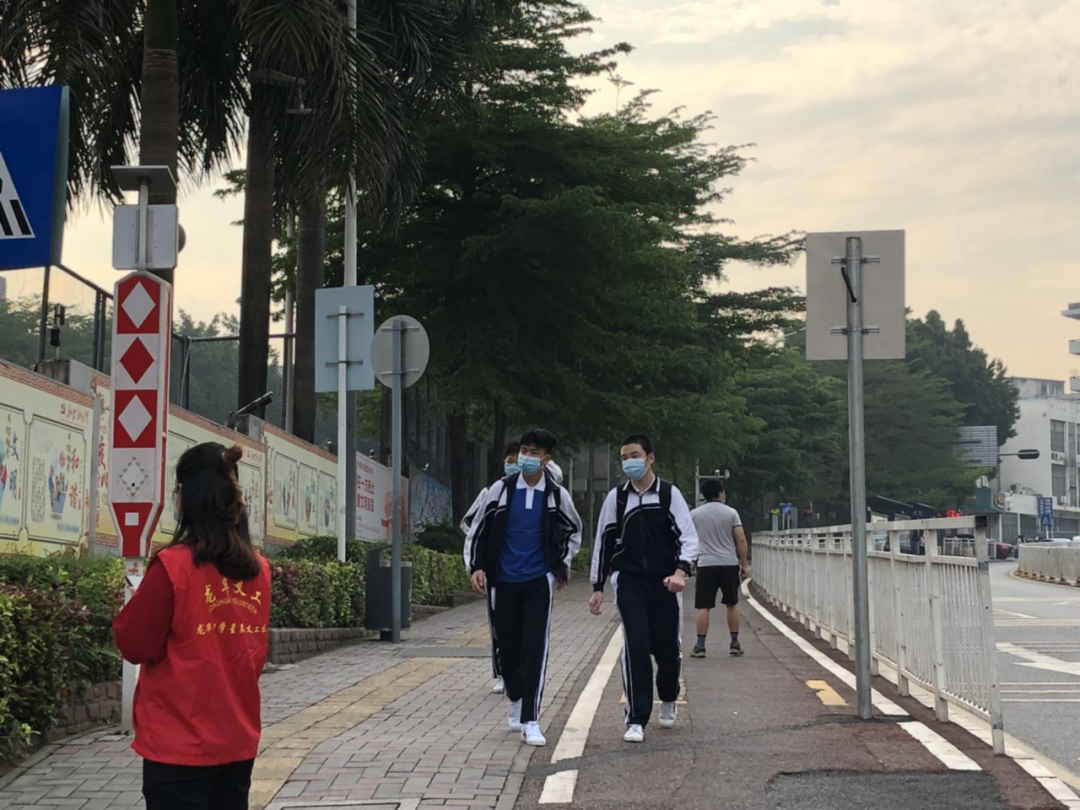 深圳开学｜多图直击疫情后高三初三开学第一现场（2020.04.27）  疫情相关 第79张