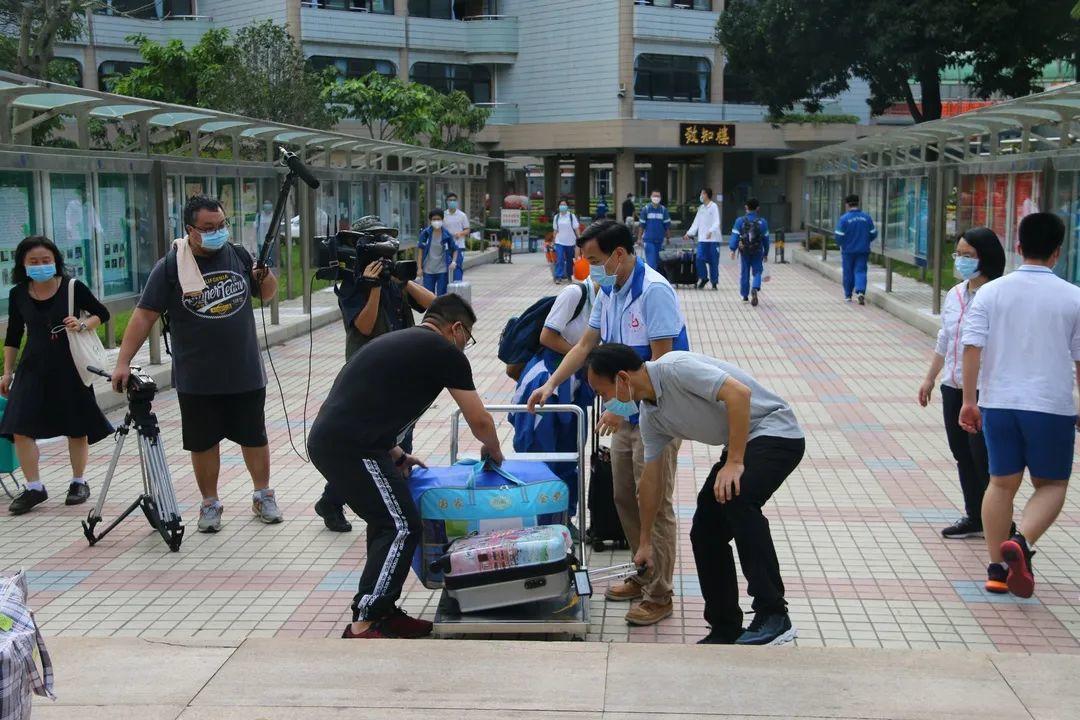 广州华附复学返校首日：草长莺飞四月天，莘莘学子归校园  疫情相关 第16张